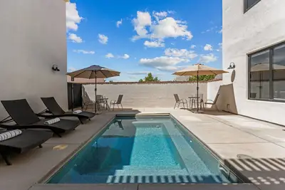 Image de Desert Jewel with Private Gym and Pool: Private Spool