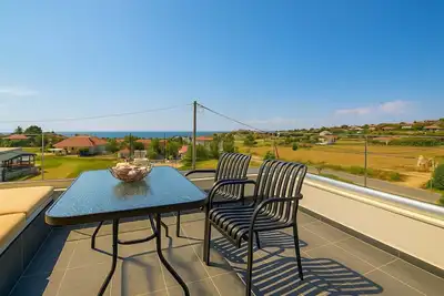 Image de Chalkidiki's Seaview Escape - Cozy Summer Getaway