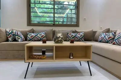 Image de Superbe Studio pied sur jardin