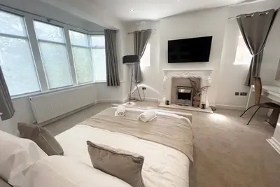 Image de Maison-Prestige-Salle de bain privée-Stanley House