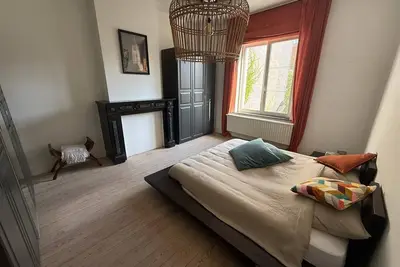 Image de Inviting two bedroom suite with private bathroom and speed wifi in city centre