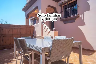Image de Casa B cerca del Pueblo para familias