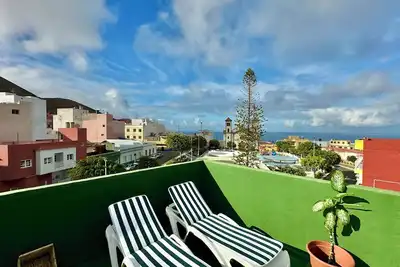 Home2Book Charming Rooftop Vibes Apartment