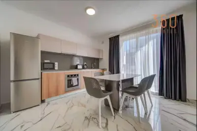 Image de Stylish 2br getaway with private balcony, St. Pauls