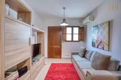 Image de Stylish St. Julian’s 1br home, Cozy & Central!