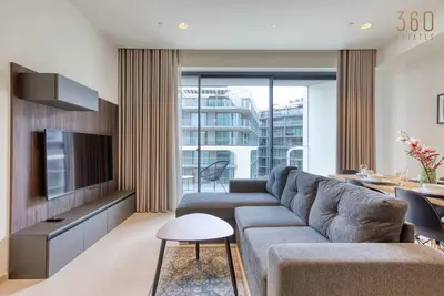 Image de The Official Mercury Tower Suite - Pool, Wifi & Ac