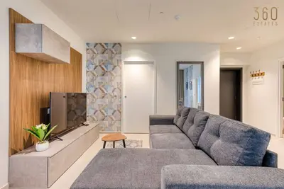 Image de The Official Mercury Tower Suite - Pool, Wifi & Ac