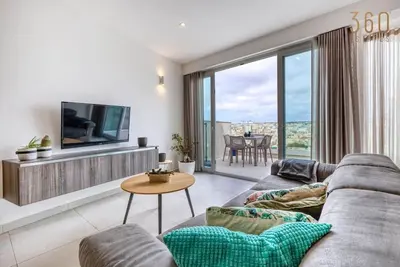 Image de 2br Penthouse with views overlooking Pietà Marina!