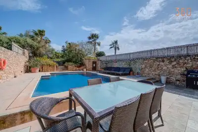 Image de Dreamy Gozo Escape + Private Pool, Charm & Comfort