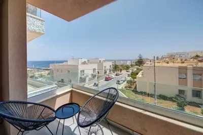 Image de Peaceful 4br home with Views, Terrace, Wifi & Ac!