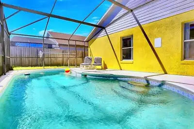 Image de Ref 116. Stunning villa with South facing pool. Near Disney