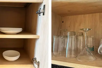 Image de 1 Bedroom Studio in Lowlands – Steps to Beaches, WiFi & Fitness Room Included