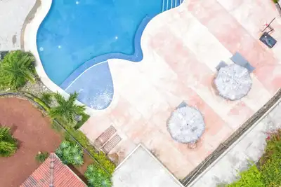 Image de Pochote  Home in Residencial Oro Monte, Naranjo Pool and Nice Views- 3br
