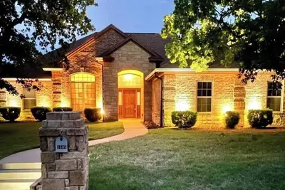 Image de Spacious 4-bedroom house in charming Graham, Tx
