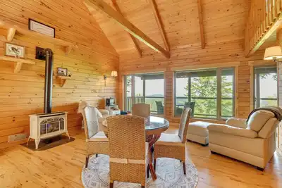 Image de Bluff Views: 'Bunker Hill' Cabin in Mindoro!