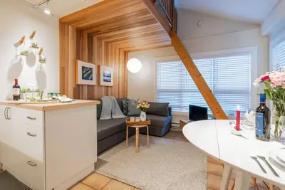 Image de Steps to Creekside Gondola|Cozy Ski & Bike Retreat