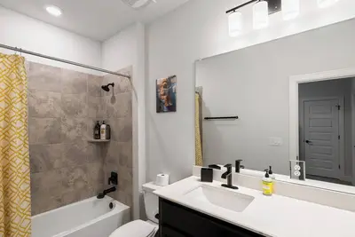 Image de Private 2 Bedroom Loft In A Shared Home, South Austin, Ac, Wifi, Free Parking