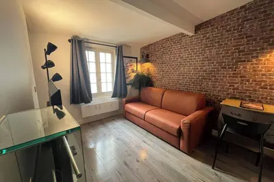 Image de Petit Dupleix atypique de 39m2 à Porte Maillot 2/4 pers