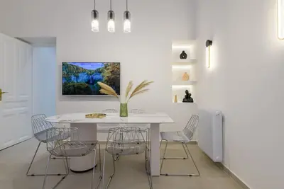 Image de Cielo Villa 10-3br 8ppl- 10min metro and Akropolis