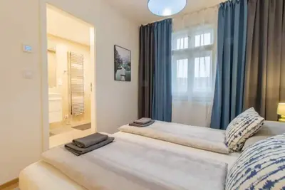 Image de Unique Duplex w/Ac, 2 Bedrooms & Terrace