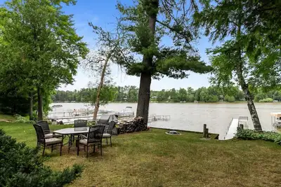 Image de Private Dock! Lakefront! Paddleboards! Firepit