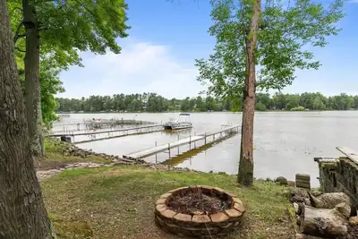 Image de Lake Front! WaterToys! Private Dock! Firepit|Grill