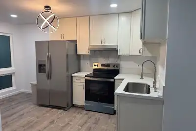 Image de Kalihi Stream, Coffee Bar, Ro Water, Split Ac, Wifi, Black Out Curtain, 4Parking