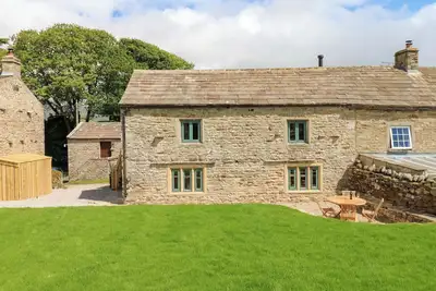 Image de High Meadow Barn, pet friendly, with a garden in Bainbridge