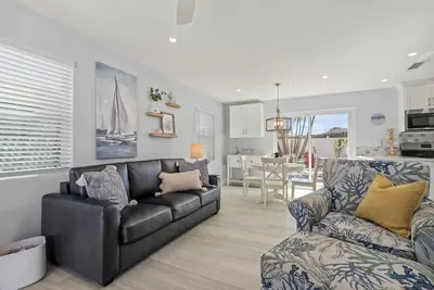 Image de Explore Manasota Key, Walk to beach, bikes, kayaks in charming 1-bedroom cottage