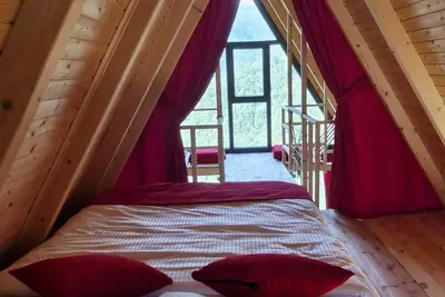 Image de Havalı Suit Bungalov 1\nYeryüzünün Cenneti Rize'de huzurlu bir tatil yeri.