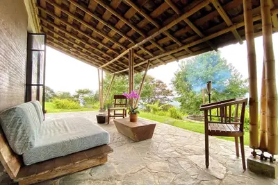 Image de Mud House in a Magical Place. (Citlalapa)