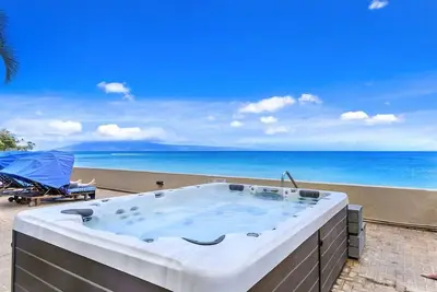 Image de Beachfront Views & Vibes on Maui's north shore