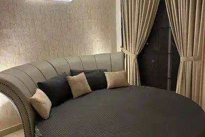 Image de Modern Circular Retreat, Self Check-In, AirConditioning, Loveliest Space