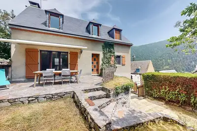 Image de Maison vue sur les montagnes