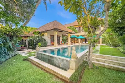 Image de Villa Intan 5br Private Pool Villa by Villa Bugis