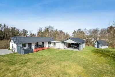 Image de Superbe maison à Tarm avec WiFi