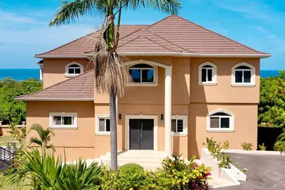 Image de Seaview Penthouse Retreat 4 Beds 3 Baths Stay