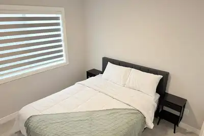 Image de New 3br home near Calgary & Banff