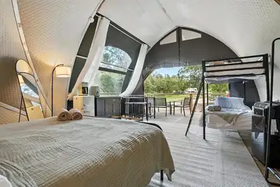 Image de Glamping in Nature Near Mt. Rushmore