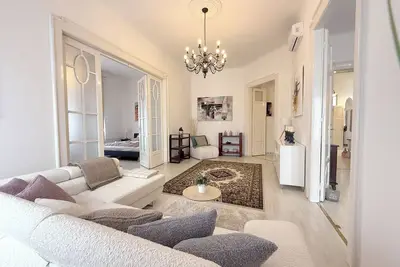 Image de Elegant 2bdr 125m2 apartment in center of Budapest