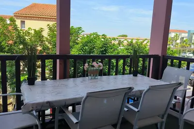 Image de St Cyprien moderne, climatisé au top pour vos vacances