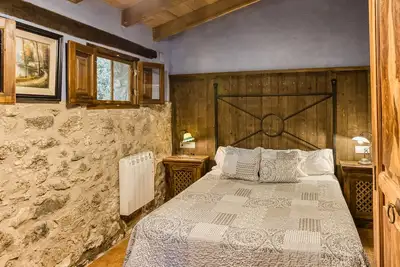 Image de Chambre 'Ull De Llebre' avec vue montagne, piscine partagée et terrasse commune