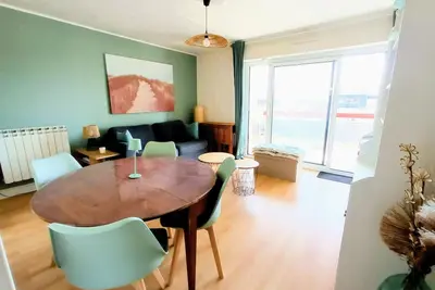 Image de Studio cabine, 4 personnes, sur l'esplanade de Sainte Cécile