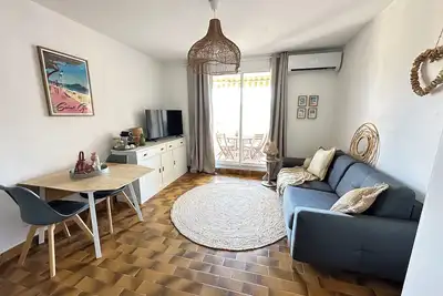 Image de Joli Studio pour 4 personnes à 10 min des belles plages de Saint Cyr sur Mer