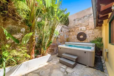 Image de Maison de vacances 'Grande' avec vue sur mer et jacuzzi