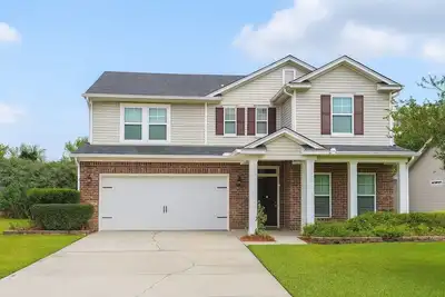 Image de Savannah House on Cumberland | 5br Near Sav