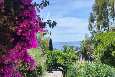 Image de costal house with sea view