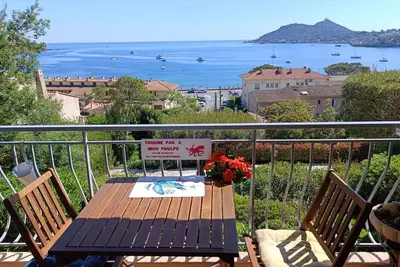 Image de Appartement de 2 chambres vue mer imprenable, terrasse, Piscine.