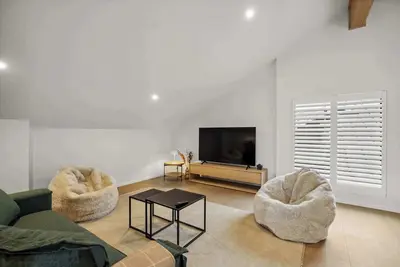 Image de Peaceful Jacks Point Loft Hideaway