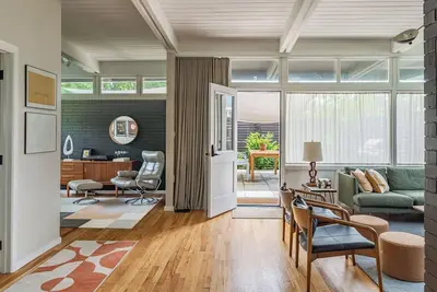 Image de Cozy 2-bedroom house in charming Kingston with Ac, WiFi